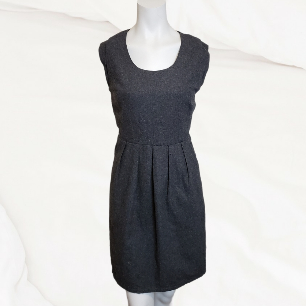 Mia Melon medium gray wool blend sleeveless pleated A-line mini dress - Picture 2 of 14